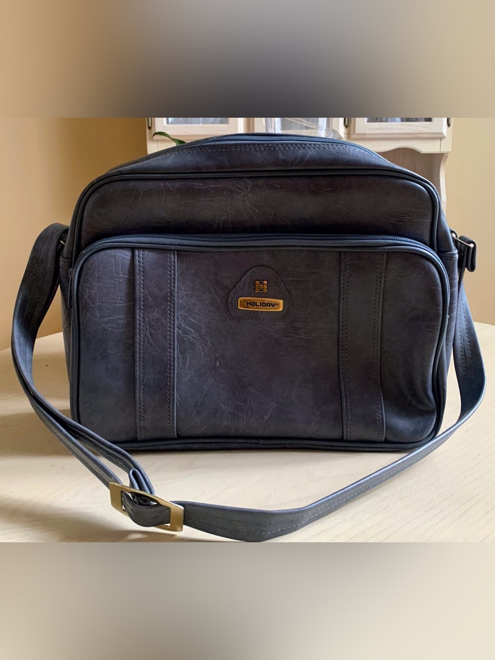 Vintage Gray Faux Leather Crossbody/Carry on Bag